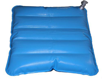 CUSCINO ANTIDECUBITO AD ARIA/ACQUA DIMENSIONI 41X41CM, APPLICABILE SU SEDIE DA COMODO O SU CARROZZELLE CAMERA D'ARIA IN PVC ATOSSICO ELETTROSALDATO, PATTA ANTISCIVOLO IN PVC - Farmaunclick.it